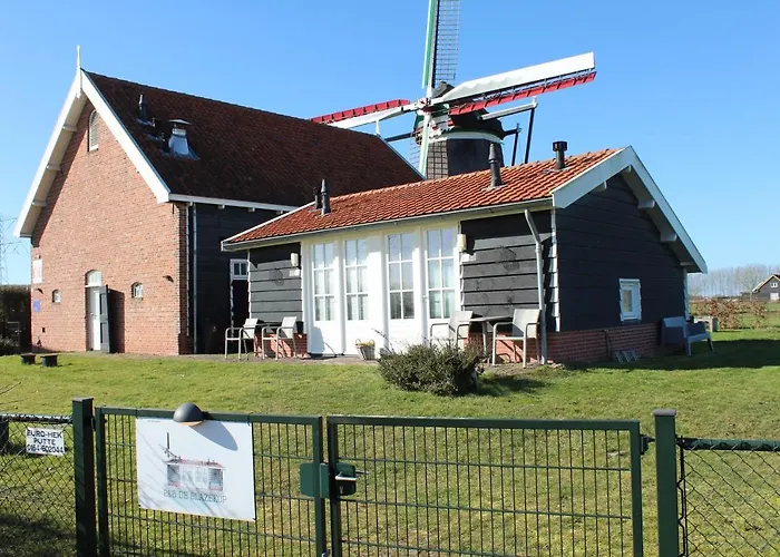 Bij De Molen Slapen , Rustig En Landelijk